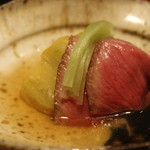 日本料理 晴山 - 宮崎牛のローストビーフと賀茂なす　青ずいき