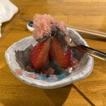 食堂 黒うさぎ - 女峰苺　宝石みたい！