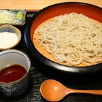 そば処　うえだ - 【ざるそば+山かけ】山芋が蕎麦の旨味を引き立てます。