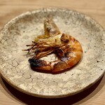 すしやのたい悟 - さいまき海老西京焼き。一度素揚げにしてから信州味噌に漬けたもの。その歯応えと味噌の深みはお酒に合うこと間違いなし！