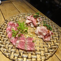 熟成和牛焼肉エイジング・ビーフ 神楽坂飯田橋店 - 