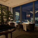 全聚徳 丸ビル店 - だんだん夜景に