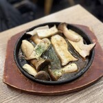 居酒屋 燈 - ■エリンギバター焼き ￥480