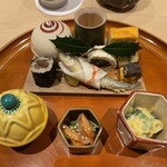 銀座 しのはら - 八寸最初のセット　これに温かいものが追加されてきます