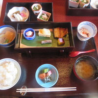 菊華荘 - 朝食全景