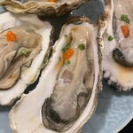 さかな処　まる天 - 生牡蠣