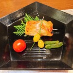 厨 花膳 - キンキの塩ふり焼き