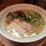 麺ダイニング・福 - 博多豚骨