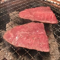 松阪牛炭火焼肉 東海亭 - 