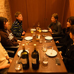 パスタとワインのお店 Piacere - 夜食事シーン