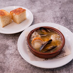 パスタとワインのお店 Piacere - 海鮮MIX