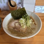 麺屋 電龍 - 鶏白湯魚らーめん(大盛り)