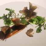 レフェルヴェソンス - 鮎をコンソメと、肝の苦みのガストリックとタプナード