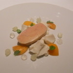 レフェルヴェソンス - フォアグラと枇杷のミルク、日本酒のジュレ…