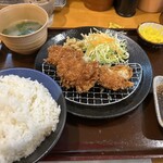 とんき - チキンかつ定食＋ご飯大盛り
900円＋50円