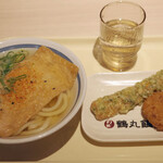鶴丸饂飩本舗 - きつねうどん（半額）、ちくわ天、コロッケ