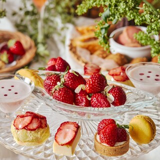 【Brasserie】受付中！！季節のアフタヌーンティー