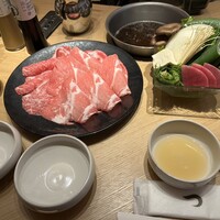 すき焼 しゃぶしゃぶつかだ KITTE大阪店 - 