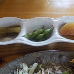 Wabouzu - 小鉢：ふきのとう、枝豆、大根煮つけ