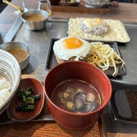 鉄板和食とワイン 萬鉄 -  鉄板和食とワイン 萬鉄 -