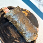 一茶一酒 - 蓮の葉の包みごはん