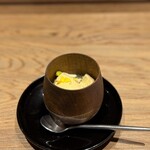 京味 もと井 - 水物‥和三盆のアイス、キウイ、バナナチップ