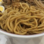 蒙古タンメン中本 - 麺アップ