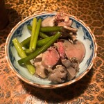 タイニーカフェ - 鶏砂肝とレバーのオイル煮　