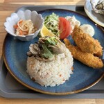 カキテラス波音 - 牡蠣ランチプレート