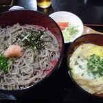 萬寿庵 - カツ丼（そば3段）950円