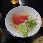 萬寿庵 - 野菜サラダがつきます
