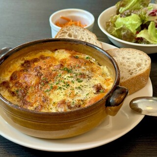 カフェ・ル・ポミエ_0