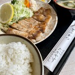 たかやす - ポークソテー@1,000円 コチラはポークソテー一本で決まり！揚げ物解禁後は必ずトンカツにも行きますので堪忍！