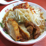 一太豚 - 小ラーメン＋自家製ラー油