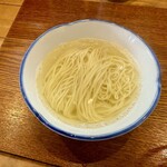 Ramen FeeL - 【直球清湯麺】鶏と塩だけのまさに直球勝負❗️