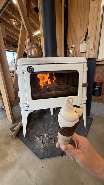 いちご家族 - 鏡石（ソフトクリーム）の写真