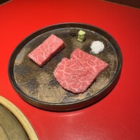 和牛とタン 焼肉 とみ 新橋本店 - 
