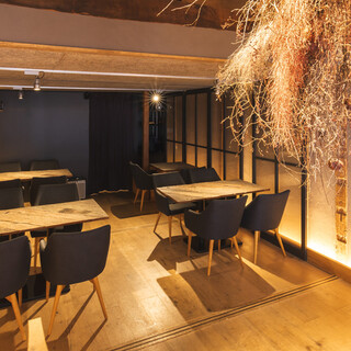 各種宴会から記念日まで。心地よい時間が過ごせる【ビストロ】