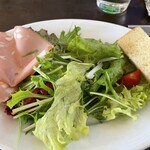 トラットリア エ ピッツェリア アミーチ - サラダ