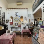 トラットリア エ ピッツェリア アミーチ - 店内１