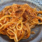 トラットリア エ ピッツェリア アミーチ - イワシのトマトソースパスタ