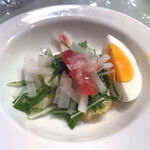 イタリア風家庭料理 パスト - まずはパスタの前にサラダが来ました。