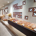  陳耀訓·面包埠 YOSHI BAKERY - 