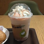 スターバックスコーヒー - 白桃のジュレとソースが果実感満載で桜風味もほんのりで最高!!桜は今の時期何処でもあるけどこれはチャレンジすべき。