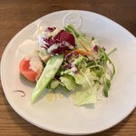 モンキーハウス ファーマーズキッチン - カレーのサラダ