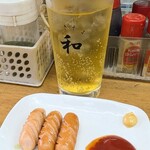 やきそば 和 - 自制濃い目下町ハイボールとウィンナー(在庫切れで本数少なめ)でスタート。まったり午後。