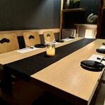 隠れ家個室 広島食材 五葉 - 6000円以上のコースはテーブルランナー、キャンドルでワンランク上の空間で