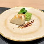 蓬左茶寮 - 答志島トロさわらの炭火焼き