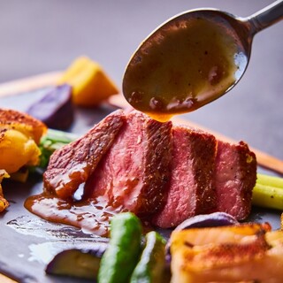 系列フレンチシェフ考案の本格料理をご提供致します！！