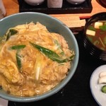 Chikaramochi - 衣笠丼